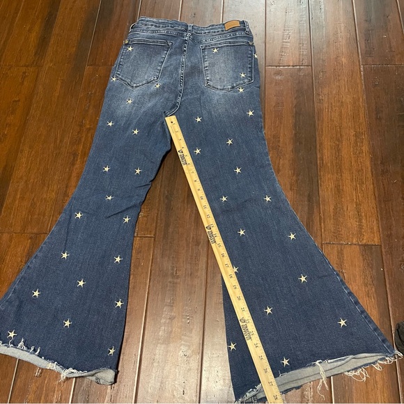 Judy Blue Denim - Judy Blue Starry Night Flare Jeans